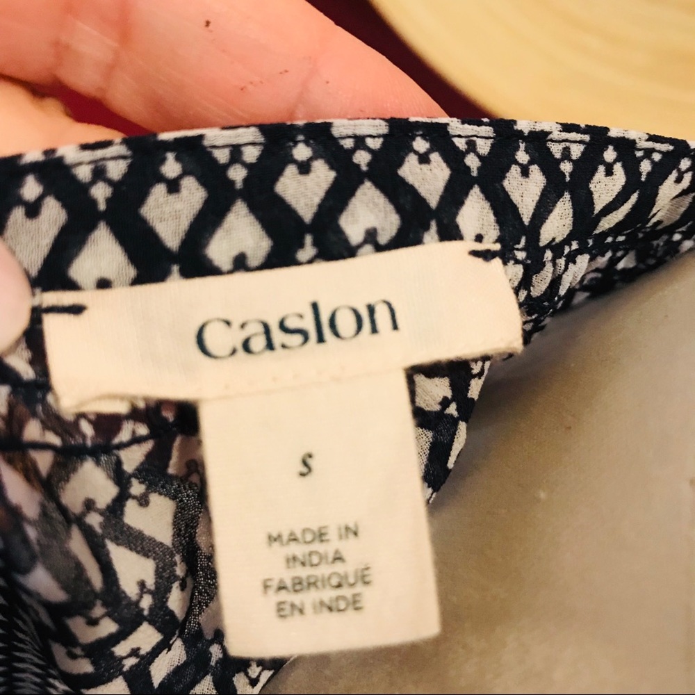 Caslon Beautiful Women’s top with smock neck detail Navy/white Semi Sheer - Picture 5 of 8